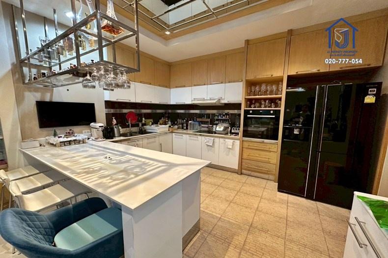 ขายบ้านเดี่ยว 2 ชั้น หมู่บ้านพัฒนาการ 120 ตารางวา แปลงใหญ่ ทำเลศักยภาพ ใกล้ศรีนครินทร์–ทางด่วน 17