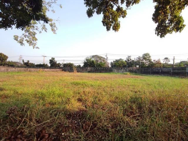 - ประกาศขาย ที่ดิน ที่ดินหมู่บ้านเปล่า รามอินทรา ม.ปัญญาอินทราเฟส 9 30780000 บาท. 1 Rai 1 งาน 13 ตร.วา ไม่ไกลจาก Fashion 8