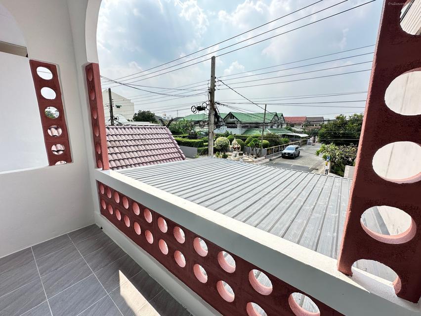 ซื่อตรง 28 นวมินทร์ 143 14