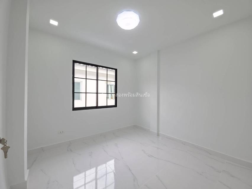 หมู่บ้านไอดีไซน์ วงแหวน-รามอินทรา 14