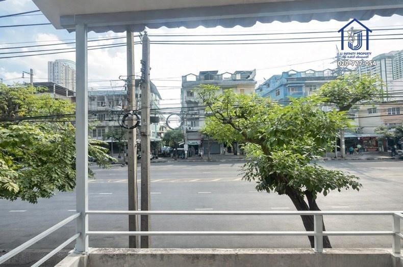 ขายอาคารพาณิชย์ 2.5 ชั้น หลังมุม ติดถนนเจริญนคร ใกล้BTS วงเวียนใหญ่ ทำเลค้าขาย 14