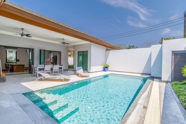 For Sales : New Modern Pool villas in Pasak , 3 bedrooms 3 bathrooms 2