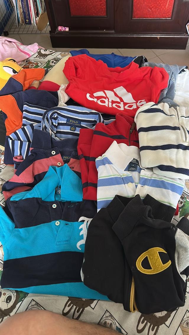 เสื้อโปโล แขนสั้นและแขนยาว