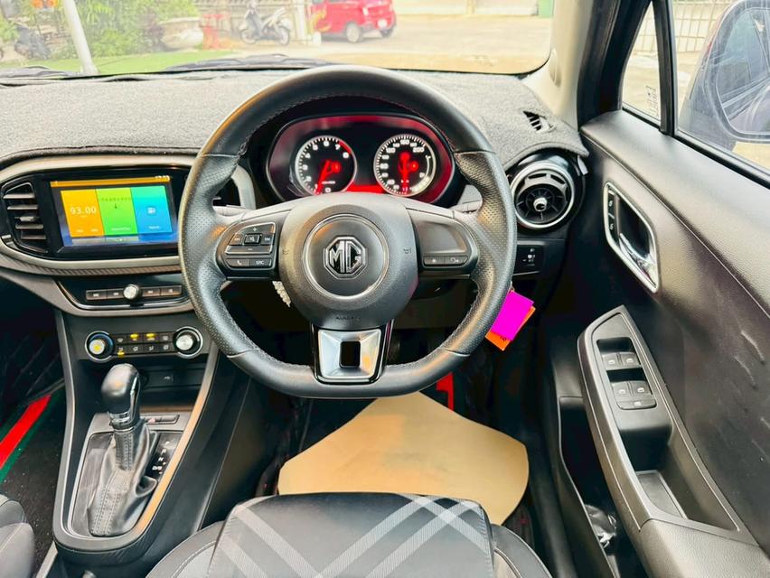 MG 3 ตัว X  SUNROOF เครื่อง 1.5cc. AUTO ปี 2021 6
