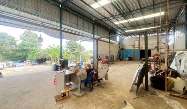 [ขายด่วน] โกดัง 200 ตร.ว. ซ.สุวินทวงศ์ 82/3  ห่างจากถนนใหญ่ เพียง 100 เมตรโครงสร้างเหล็ก ถมสูงกว่าถนน 1 เมตร 9