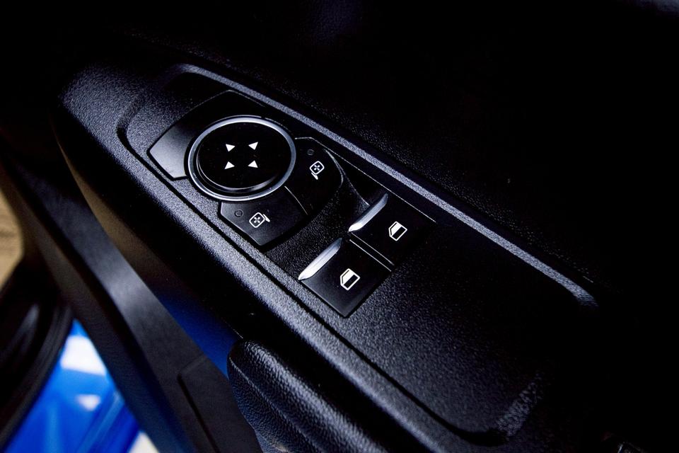 รหัสรถ 5C463 FORD RANGER 2.0XL 2023 12