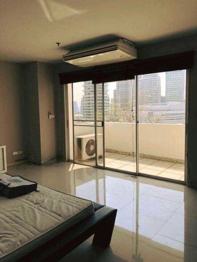 For rent  Condo 33 Tower Fully furnished  2