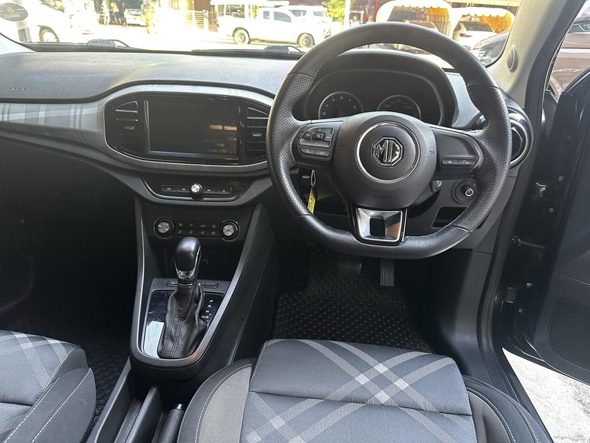 MG3 1.5X Sunroof ปี2021 7