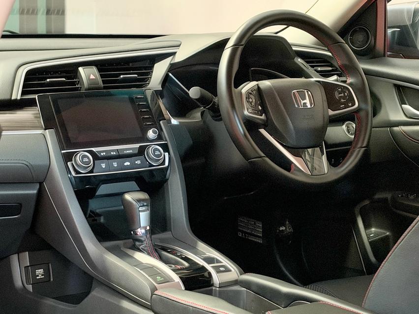2020 HONDA CIVIC 1.5 TURBO RS MINORCHANGE รถมือเดียวออกป้ายแดง รถวิ่งน้อย เข้าศูนย์ทุกระยะ รถไม่เคยมีอุบัติเหตุครับ รูปที่ 12