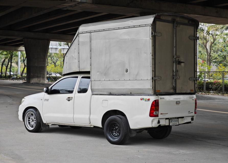 Toyota Hilux Vigo 2.7 J Cab เบนซิน MT ปี 2011  3