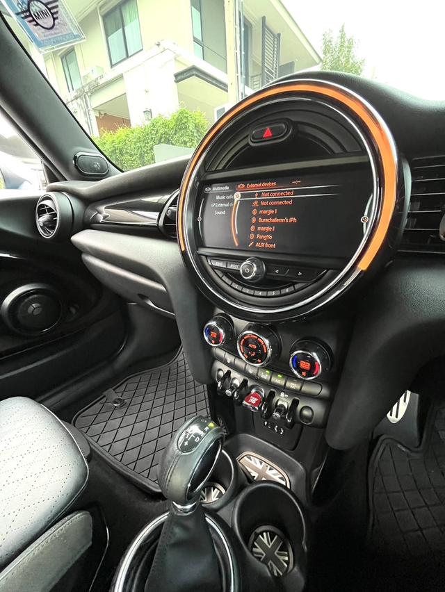 Mini Cooper S (F56) ปี 2015 จดปี 2017 9