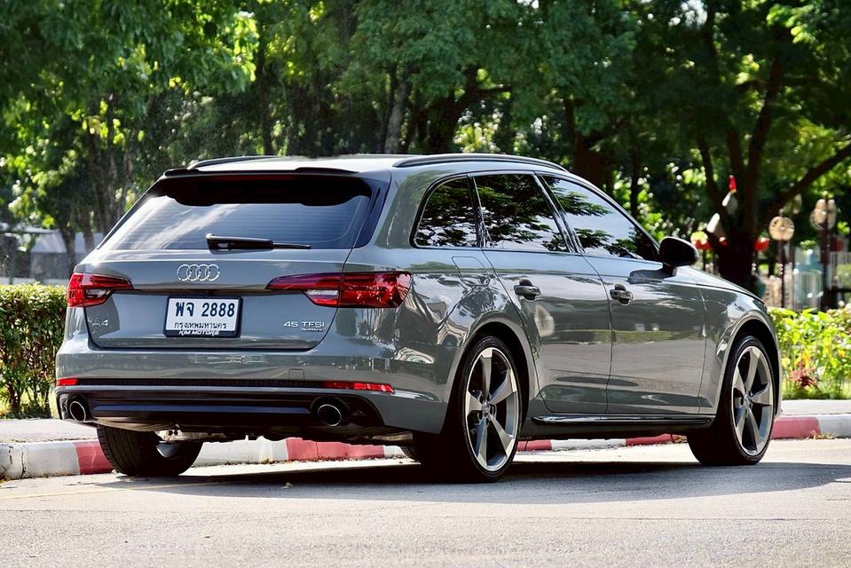Audi A4 Avant 45 TFSI Quattro S-Line 2018 รถหรูเไมล์น้อย ราคาถูกสุดในตลาด