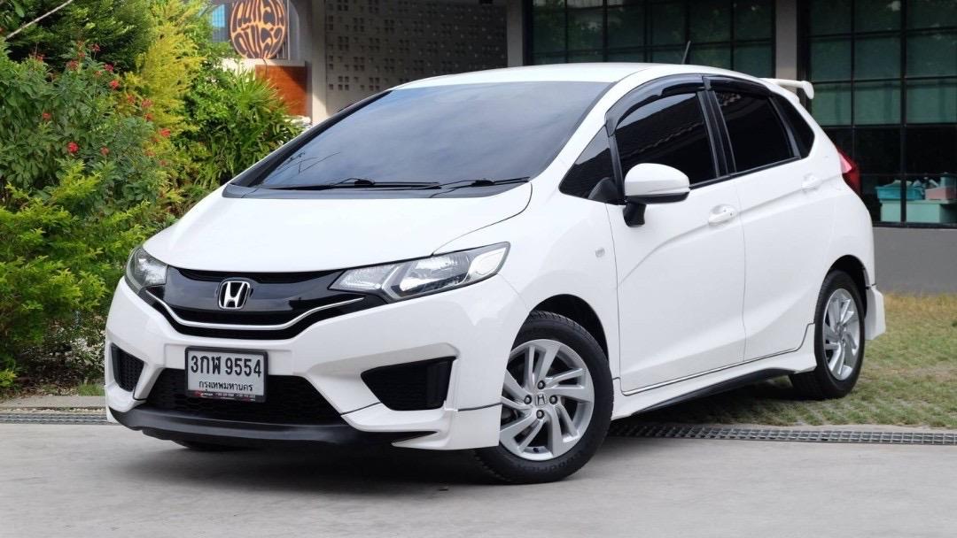 HONDA JAZZ  รุ่น  V+ ปี 2015 รหัส KN9554