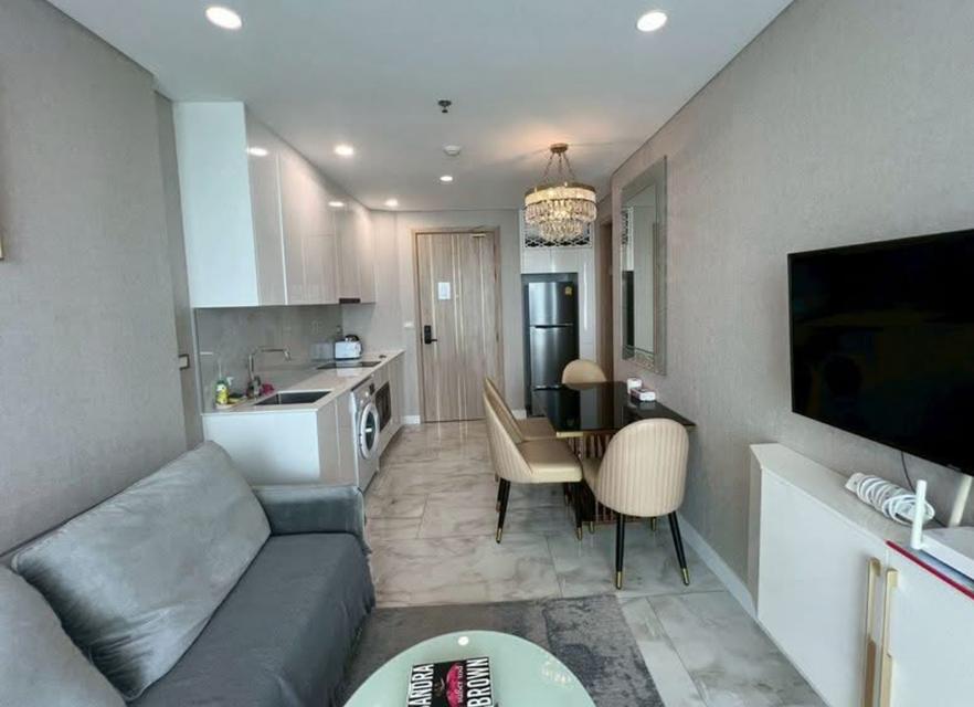 ขายด่วน คอนโดหรู ติดหาดจอมเทียน โคปาคาบาน่า จอมเทียน 5