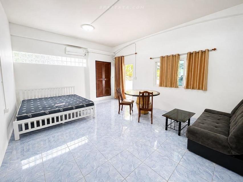 For Sale / For Rent — Private Pool House in South PattayaHouse for sale and rent in South Pattaya, located near Sukhumvit Rd, Pattaya Floating market 7