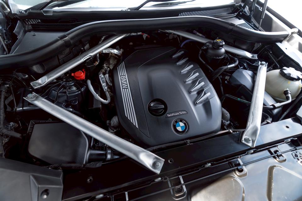 2022 BMW  X5 xDrive30d M Sport 4WD G05 13