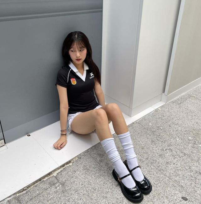 [ ♥️ ไม่เคยใส่ ] เสื้อ uxryclub สีดำ ไซส ์s-m ใส่ได้