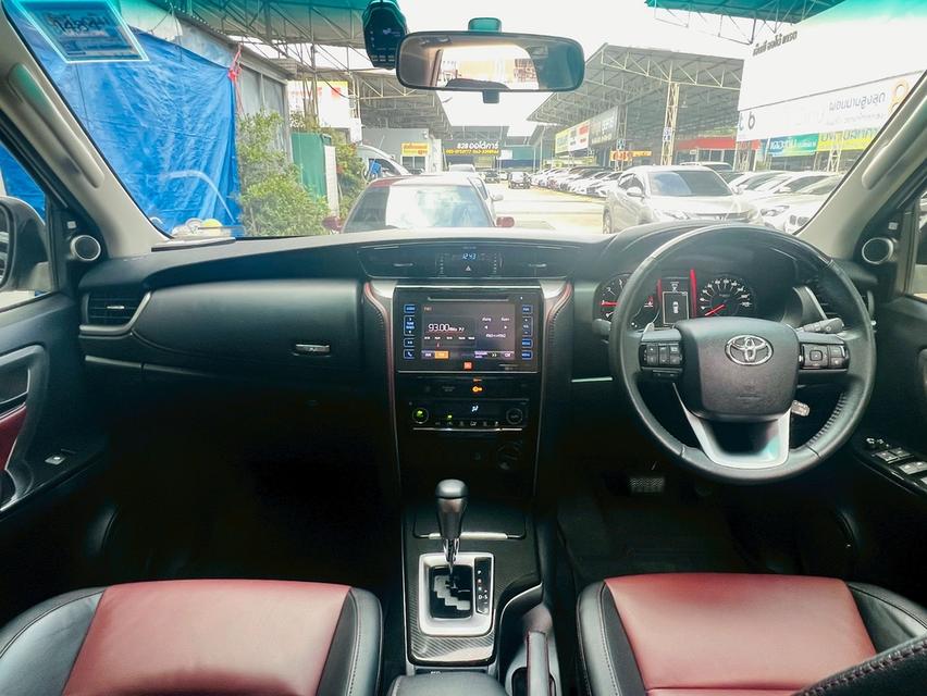 รหัสรถ NP5012 รถรุ่น : TOYOTA FORTUNER 2.8 TRDปี : 2018 7
