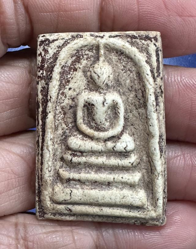 พะสมเด็จพิมพ์ใหญ่ เนื้อแก่ปูนเปลือหอย