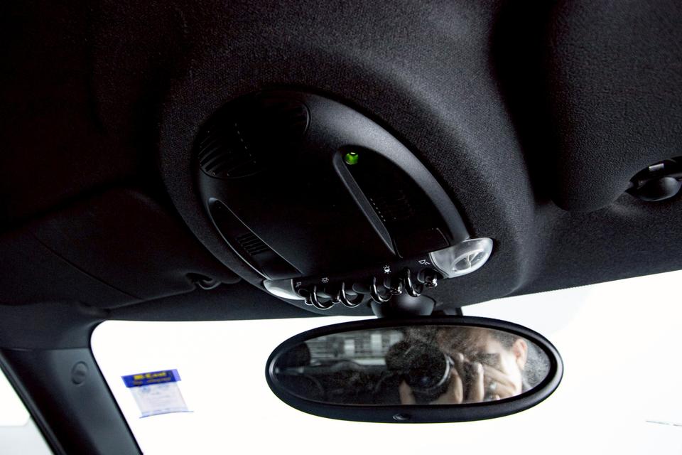 รหัสรถ 1D948 COOPER 2.0 D COUNTRY MAN LOOK 2 2015 11