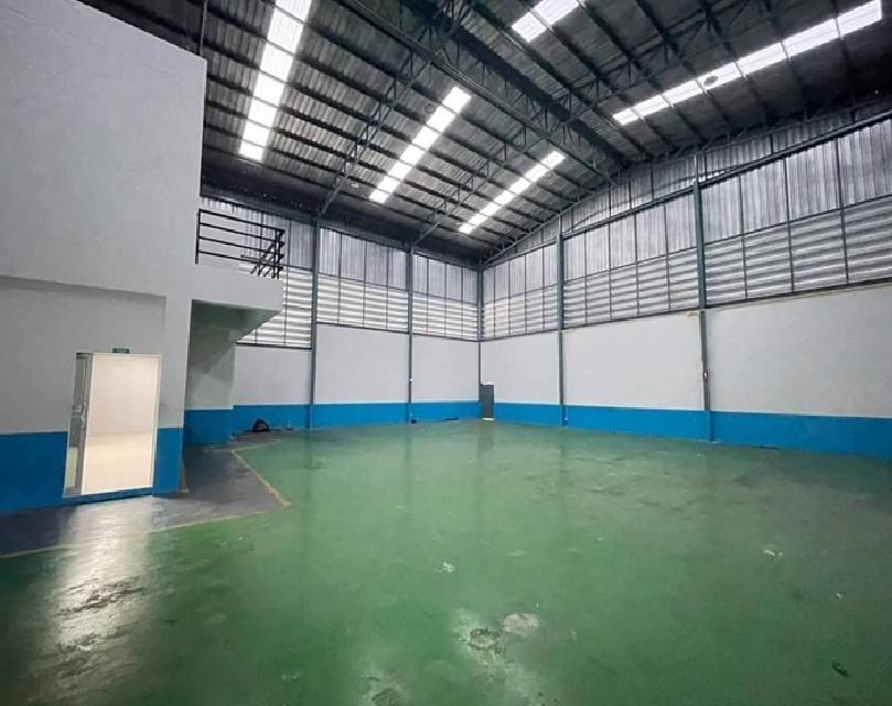 ให้เช่าโกดัง พร้อมสำนักงาน ซอยบางปลา 2 (ธนสิทธิ์) เทพารักษ์ กม. 14 สร้างใหม่ / พื้นที่โกดัง 459 ตารางเมตร 3