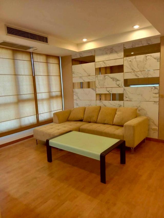 ให้เช่าคอนโดมิเนียมดิ อินสไปร์ เพลส เอแบค พระราม 9 (รามคำแหง) ชั้น 19 ตกแต่งใหม่ เฟอร์นิเจอร์ครบพร้อมอยู่ (N.2018) 2