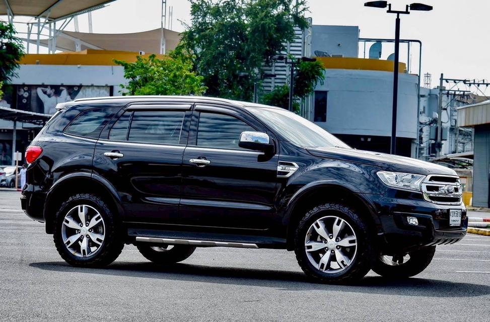 รหัสรถ PR5818  Ford Everest 3.2L Titanium Plus 4WD ปี 2017 รุ่น Top Fulloption 17