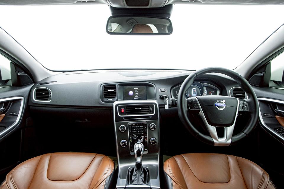 VOLVO S60 T4F S 1.6 2016 รูปที่ 15