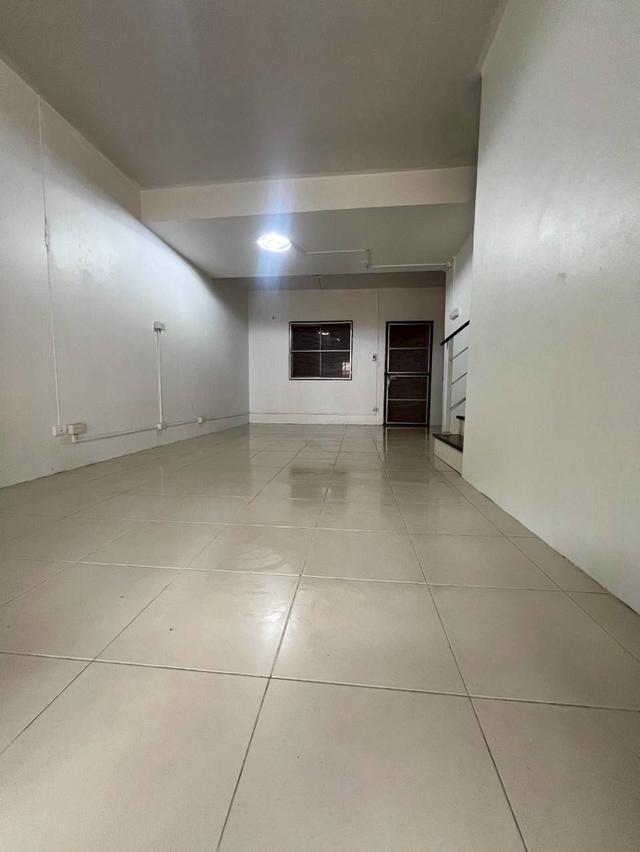 ขายบ้าน 2 ชั้น หมู่บ้านพฤกษา 51 ซอยฉลองกรุง 53 5