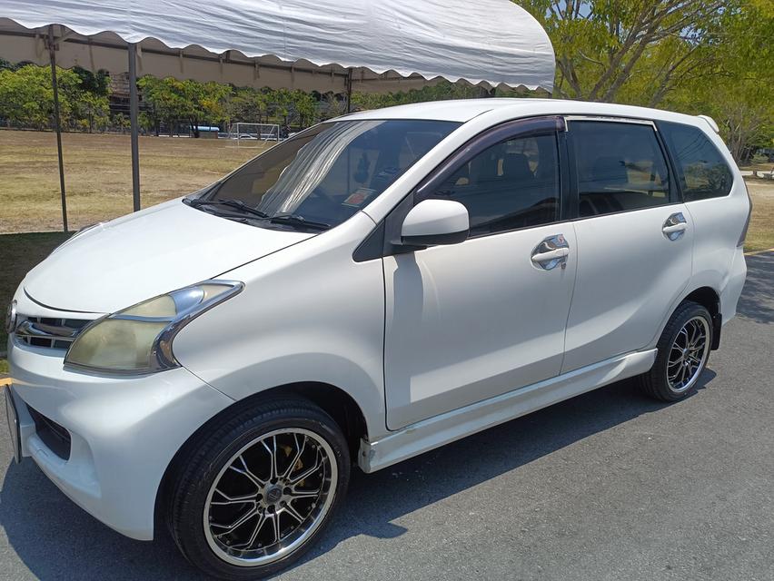 โตโยต้า​ อแวนซ่าListed items  Registration date: August 9, 2012  Registration number KP 7468  Phuket Province  Type: Passenger car with a capacity of รูปที่ 4
