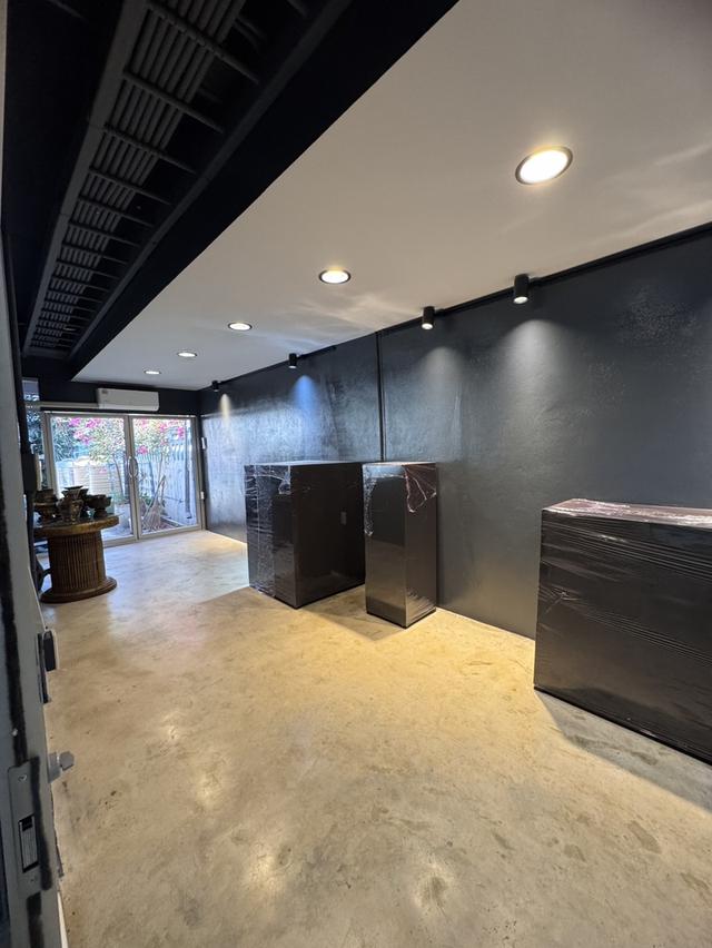 ให้เช่าโรงงานอาคาร 3 ชั้น ขนาด 750 ตร.ม. ซอยลาดพร้าว 71 - 1027 4