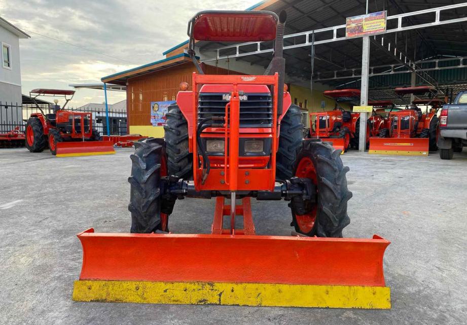 รถไถ Kubota M5000su สภาพมือหนึ่ง 5