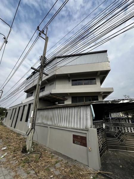 ให้เช่าอาคารสำนักงานพร้อมโกดังย่านถนนราชพฤกษ์ ขนาด 850 ตรม. บริเวณถนนราชพฤกษ์ แขวงฉิมพลี เขตตลิ่งชัน กรุงเทพฯ 10