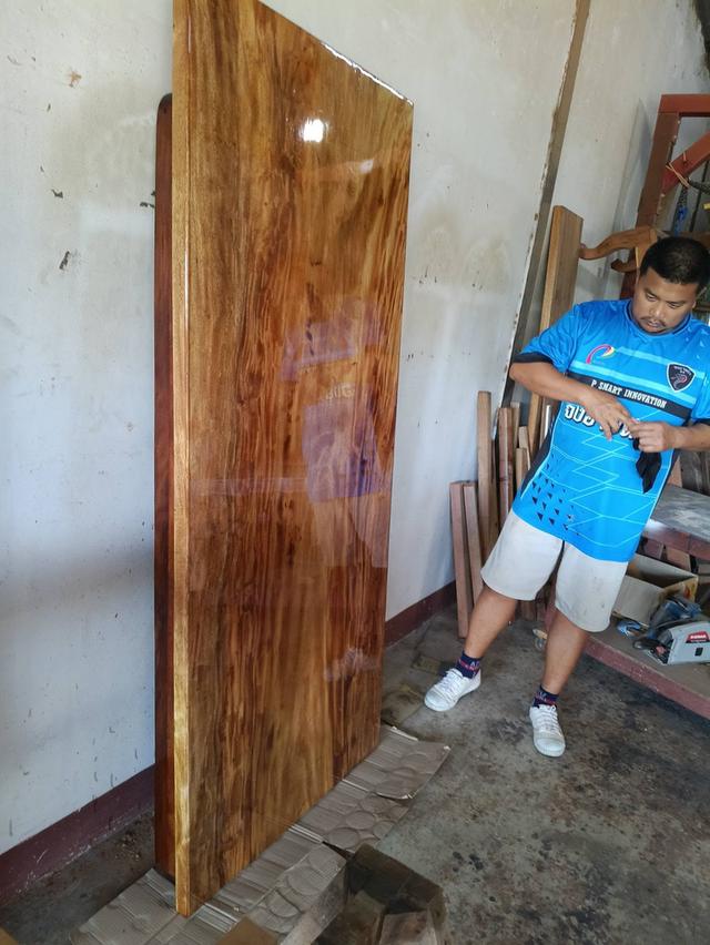 ไม้แผ่นเดียว 90cmx200cm หนา 4 cm. รูปที่ 8