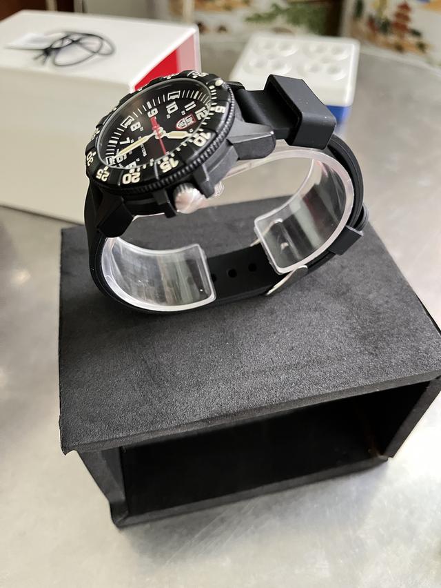 นาฬิกายี่ห้อ LUMINOX รูปที่ 3