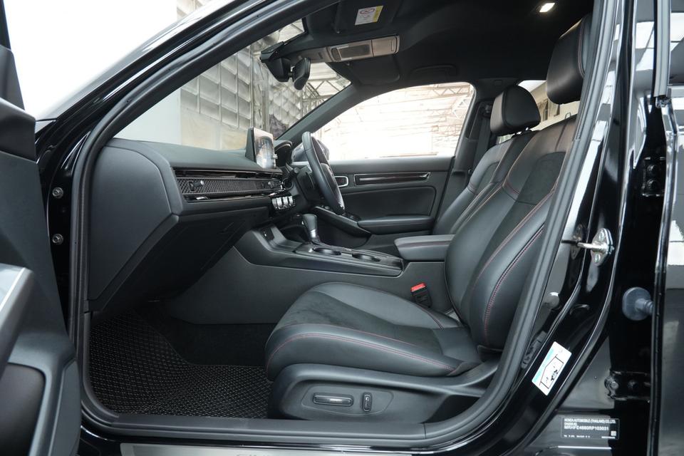 🚗 2024 HONDA CIVIC FE 2.0 e-HEV RS A/T สีดำตัวท็อป RS Hybrid รูปที่ 6