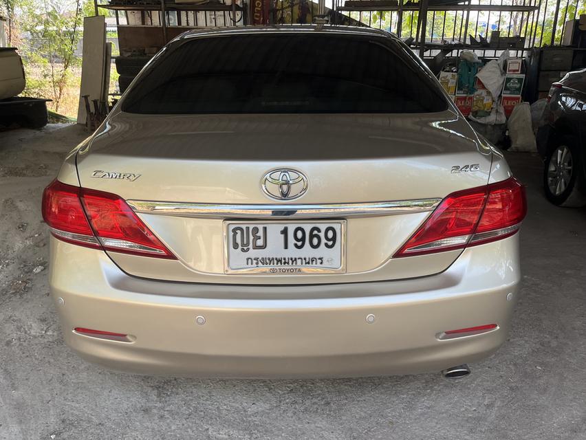 Toyota Camry 2.4 g 12