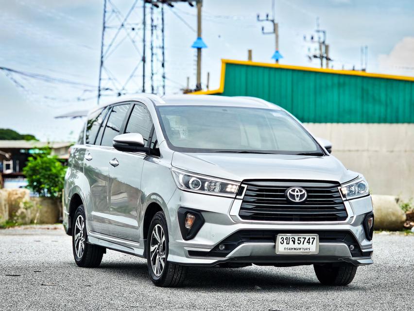 Toyota Innova 2.8 entry mnc