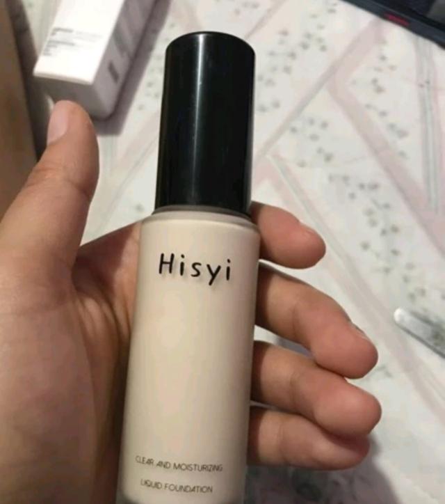 HISYI Clear and moisturizing liquid foundation
