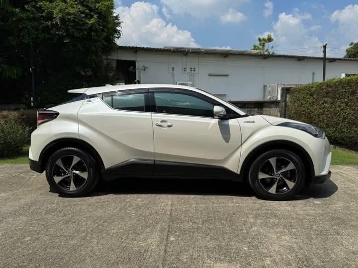 Toyota CHR ปี 2018 สภาพดี 3