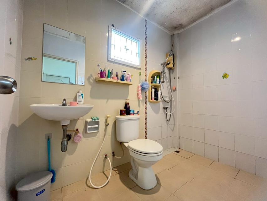 บ้านไลโอ เพชรเกษม 77 ถนนเพชรเกษม แขวงหนองแขม เขตหนองแขม กรุงเทพมหานคร 18