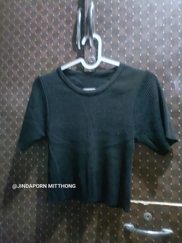 เสื้อผ้ามือสอง