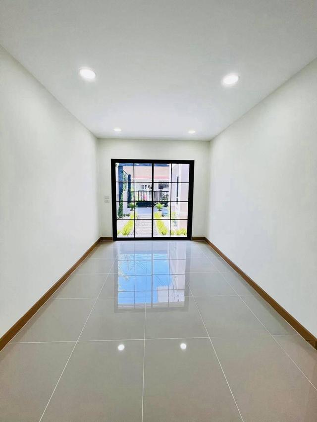 หมู่บ้านเพอร์เฟคพาร์ค รัตนาธิเบศร์ , ราชพฤกษ์ บ้านเดี่ยว 2 ชั้น ตกแต่งใหม่พร้อมอยู่ เดินทางสะดวกเข้าออกได้ถึง 2 เส้นทาง 15