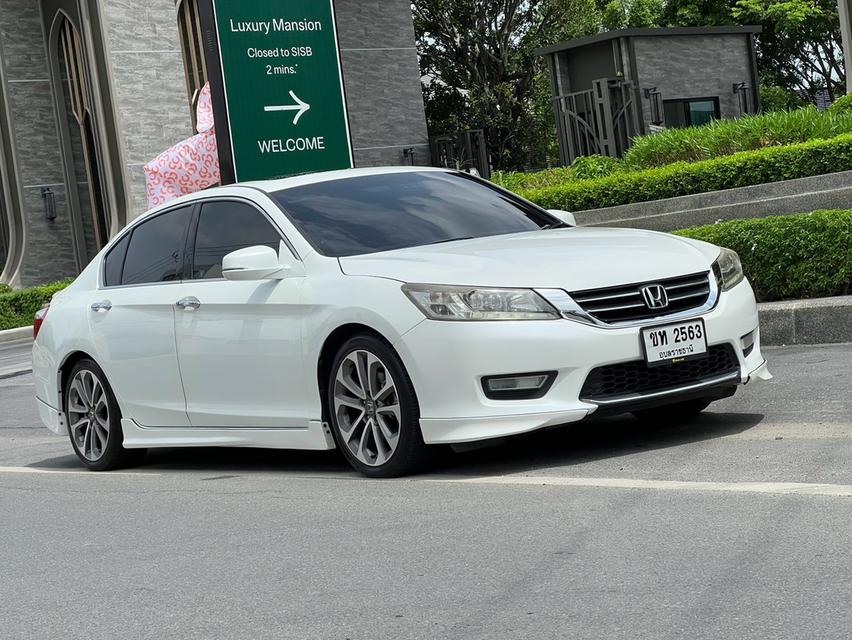 Accord 2.4 TECH (Sunroof) จัดเต็ม รูปที่ 10