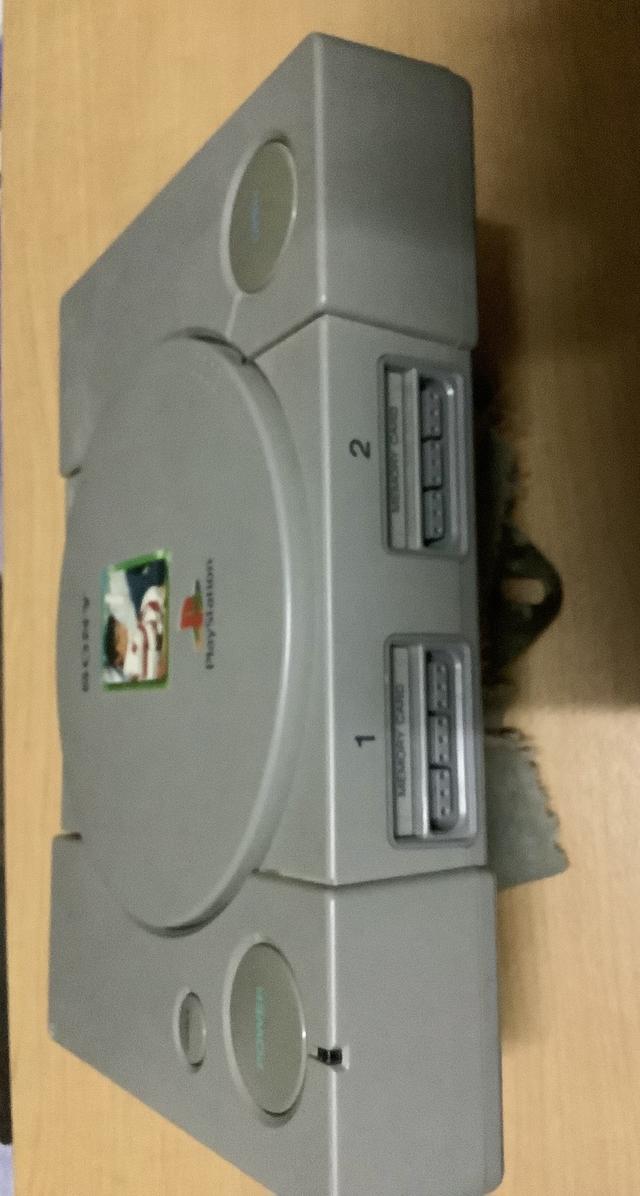 เพลย์2สภาพใช้งานได้ปกติดี+เหมาเกมเพลย์12เครื่อง,จอย,อุปกรณ์ต่างๆ 12