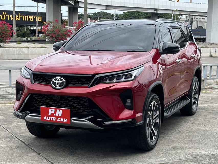 TOYOTA FORTUNER 2.4 LEGENDER 2WD T-CONNECT AT ปี 2021