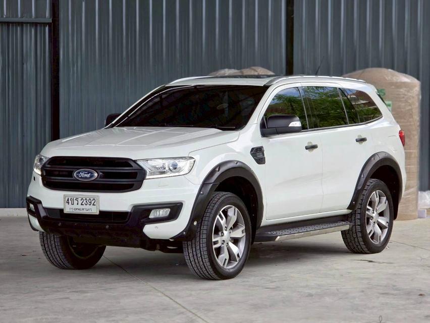 ขาย Ford Everest 2.2Titaninm+ ปี17