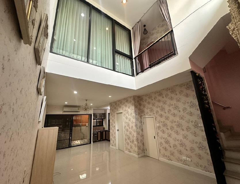 For Rent ให้เช่าทาวน์โฮม 3 ชั้น หมู่บ้านอีโค สเปซ Eco Space เกษตร-นวมินทร์ บ้านสวยมาก แอร์ 4 เครื่อง เฟอร์นิเจอร์บางส่วน 3