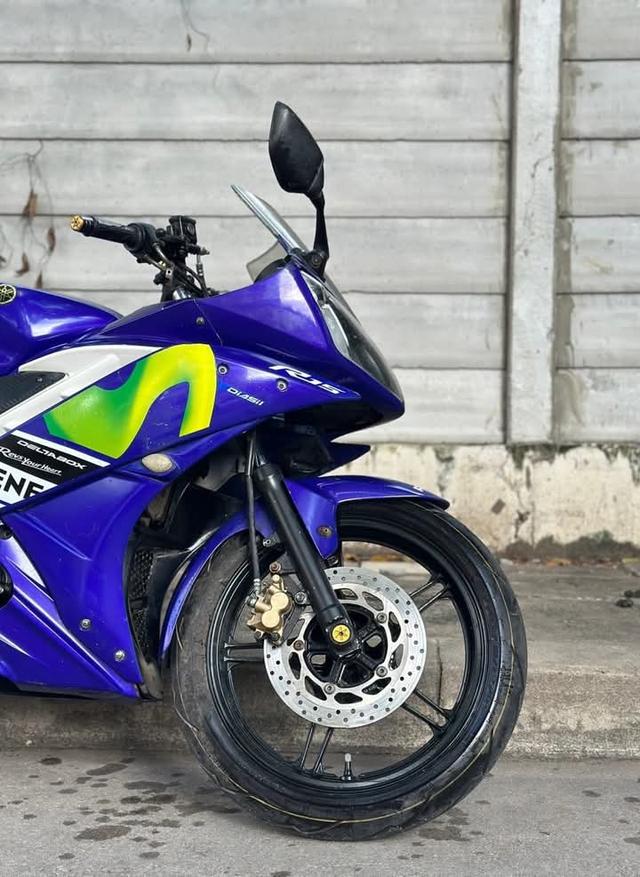 2106 Yamaha R15 2