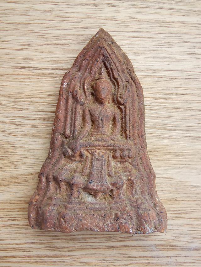 พระโคนสมอ กรุอยุธยา เนื้อดิน 1